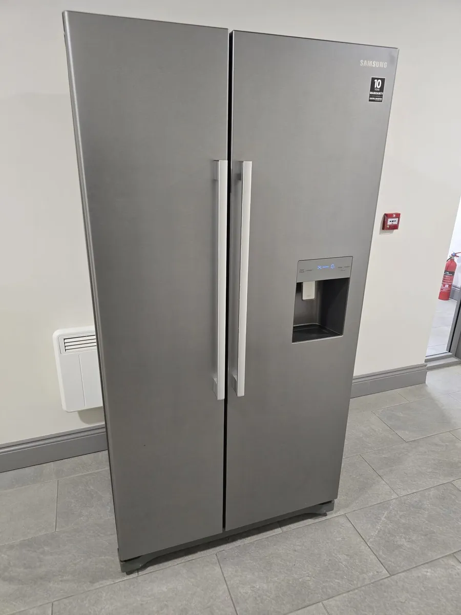 Samsung American Fridge Freezer - Image 2