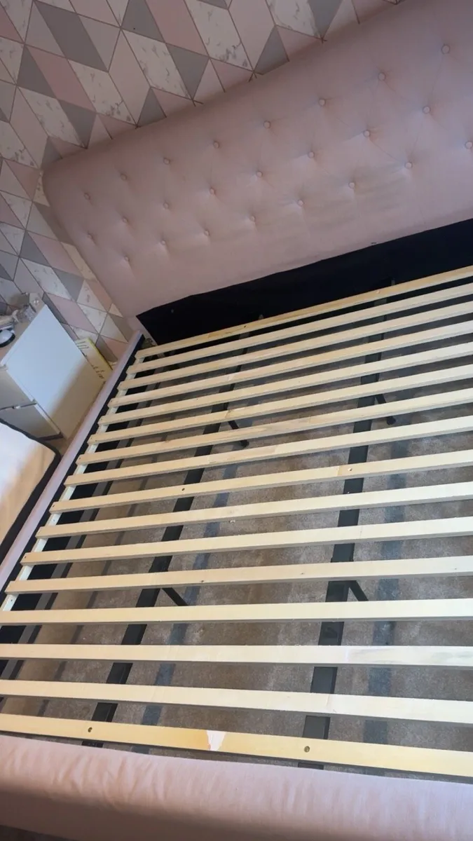 6ft bed frame light pink - Image 2
