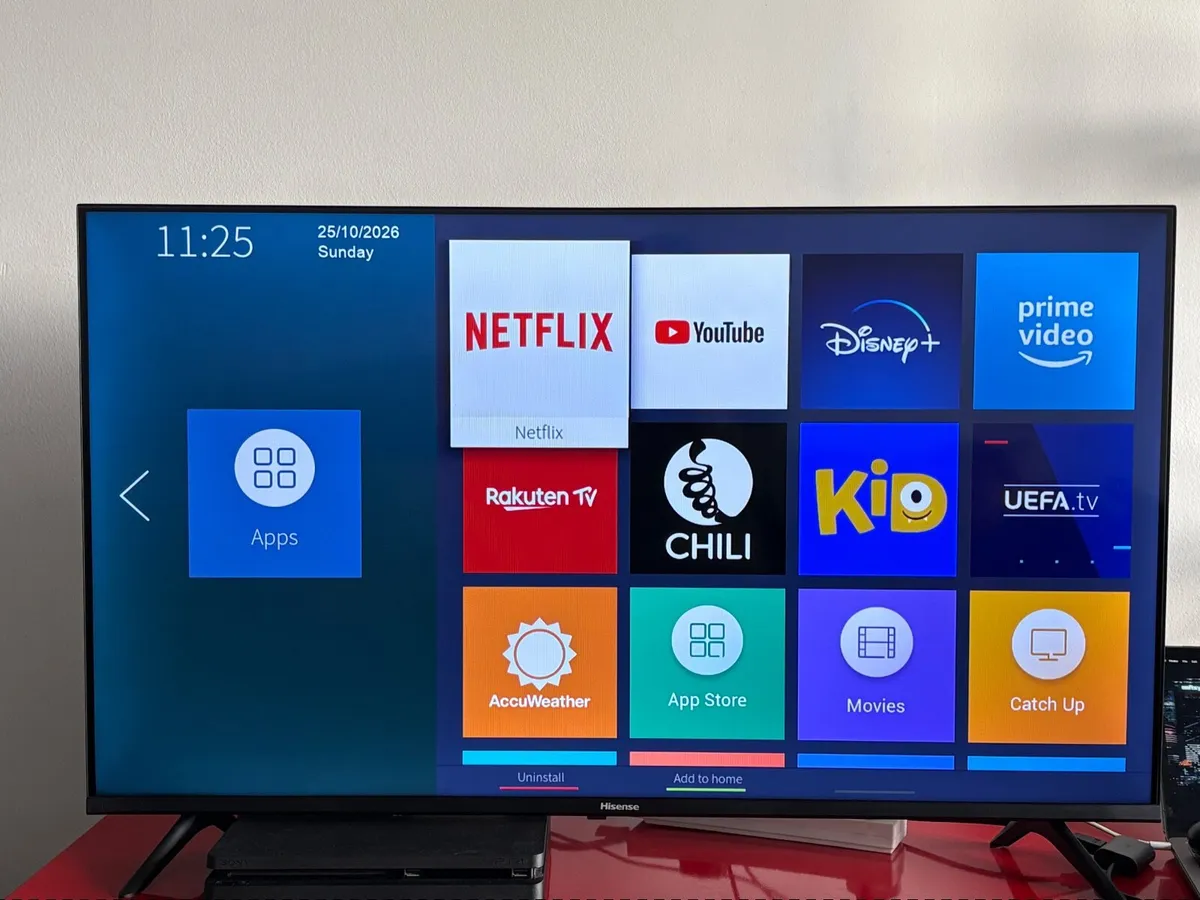 Hisense 40" Smart TV (Perfect Conditions) - Image 1