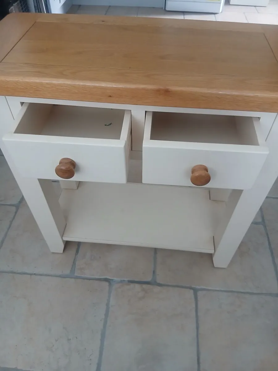 Console table - Image 2