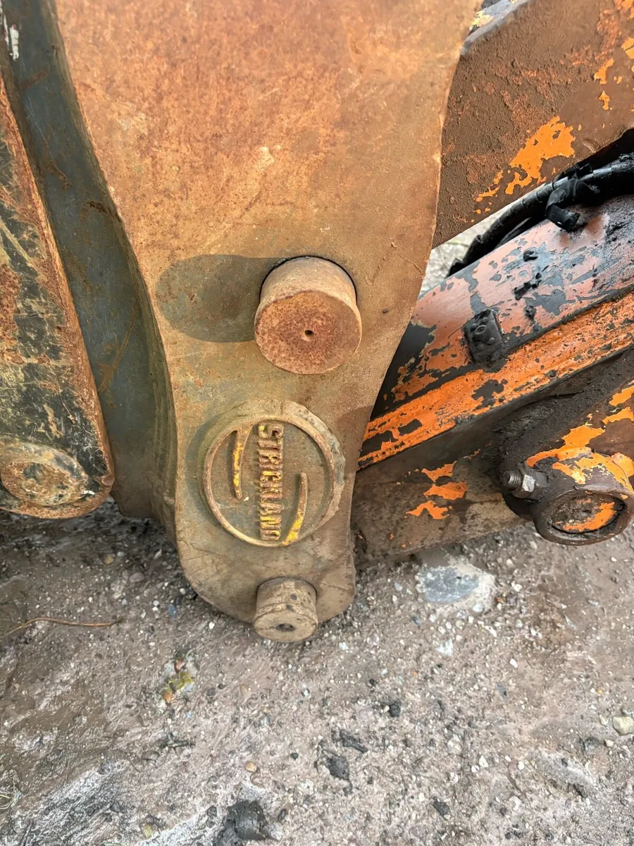 Hitachi ex120-5 - Image 4