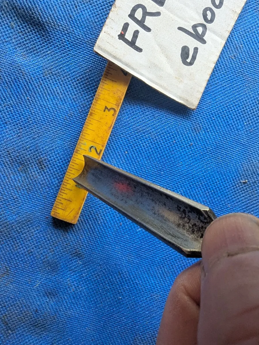7/8" Woodcarving Gouge - Image 3