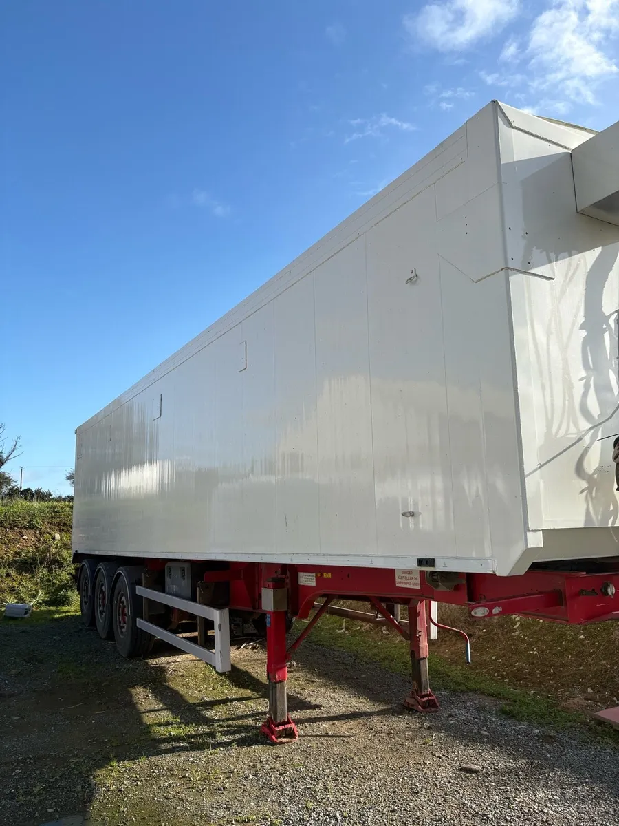 Fruehauf bulk trailer - Image 2