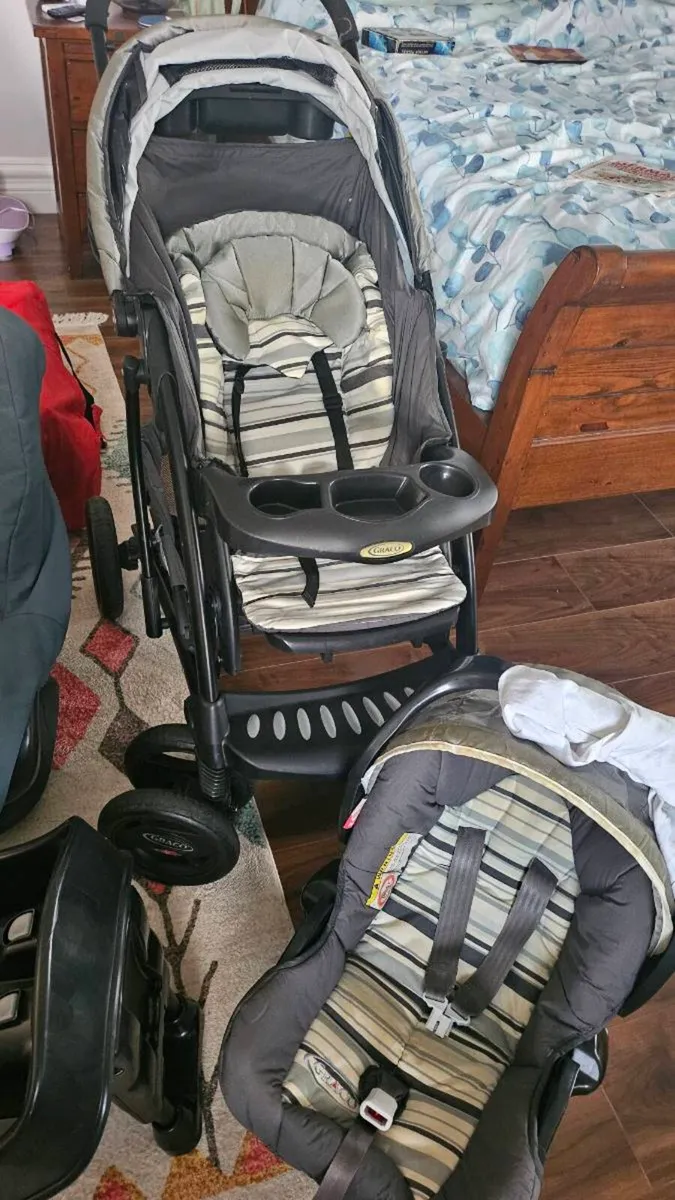 Baby travel system and car seat - Image 2