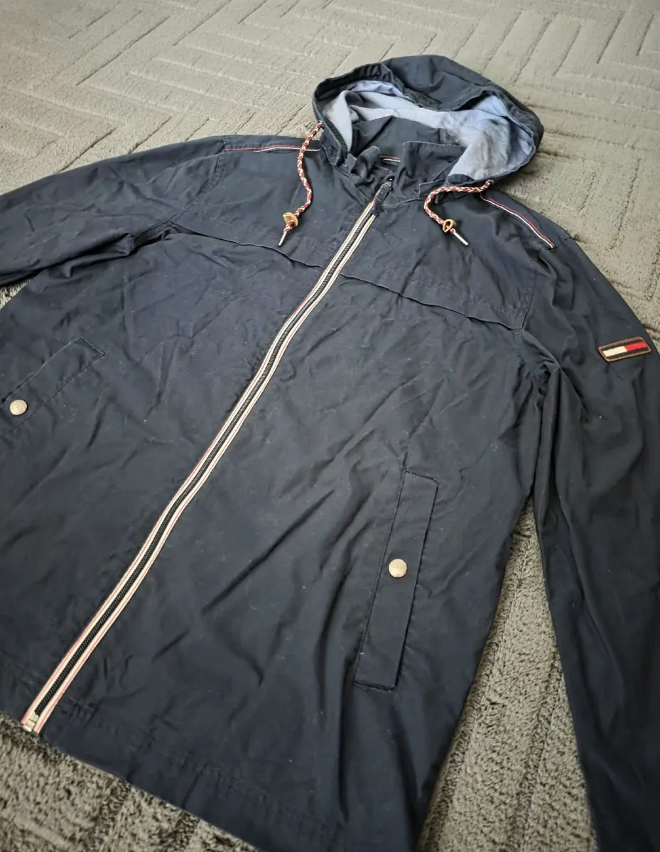 Tommy Hilfiger Denim Hooded Jacket – XXL – €35 - Image 2