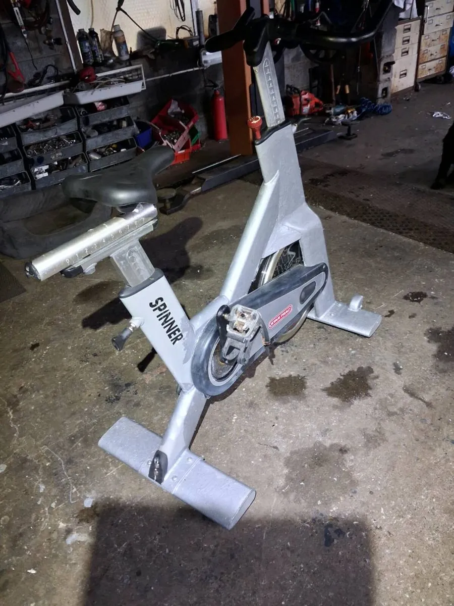 Spinning bike - Image 2