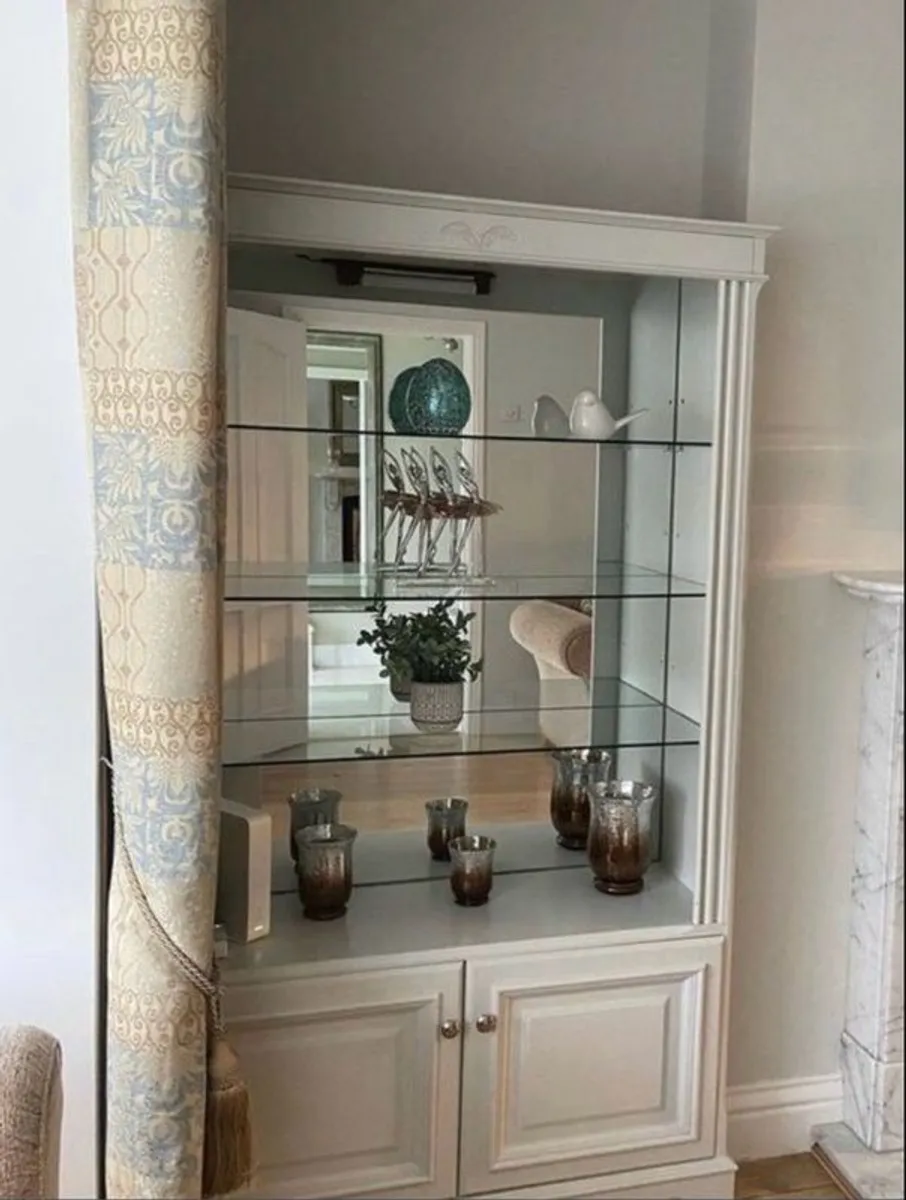 display/drinks unit - Image 1