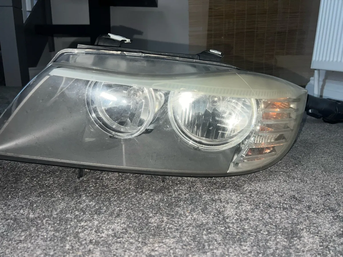 E90 headlights - Image 2