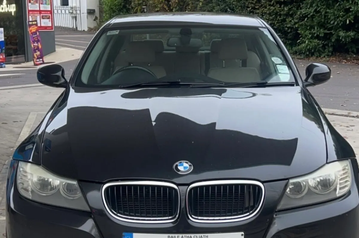 E90 headlights - Image 1