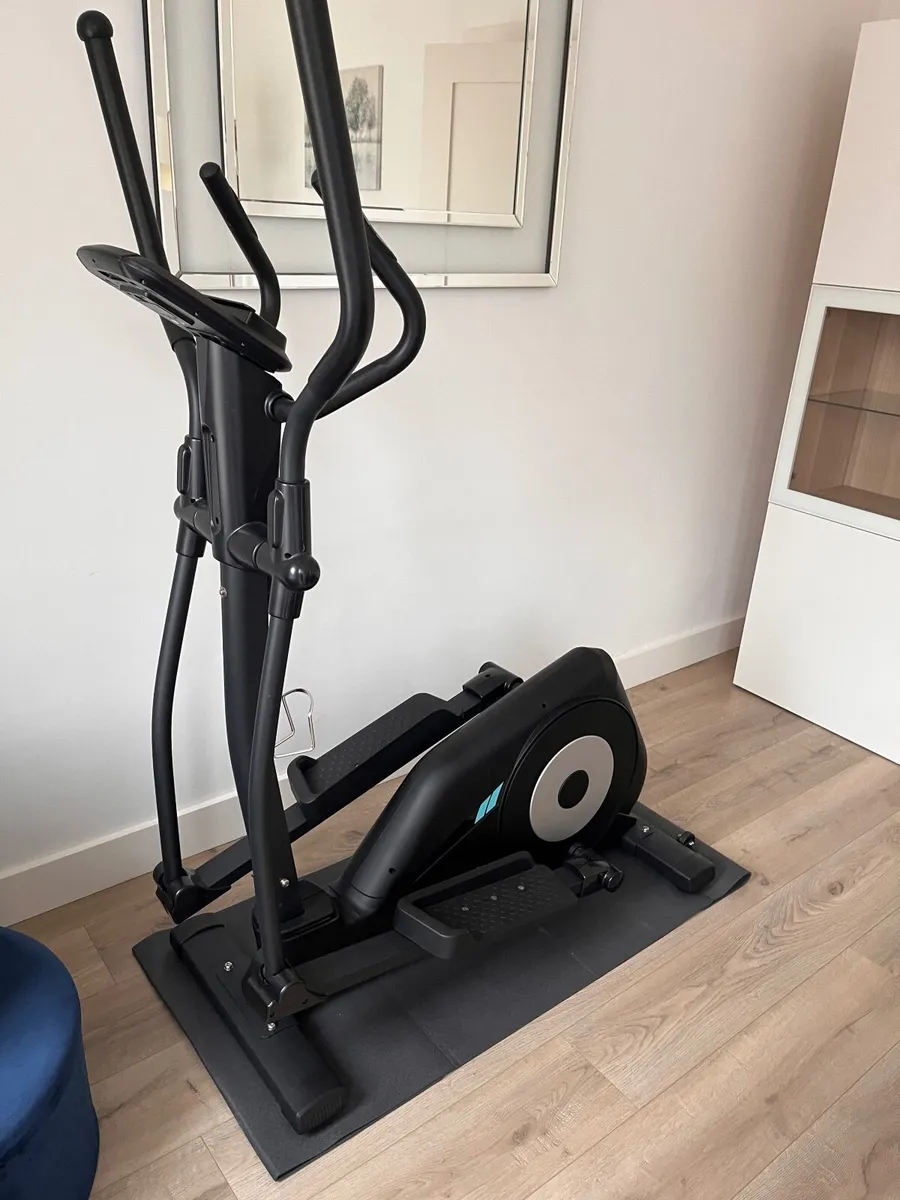 Cross trainer - Image 3