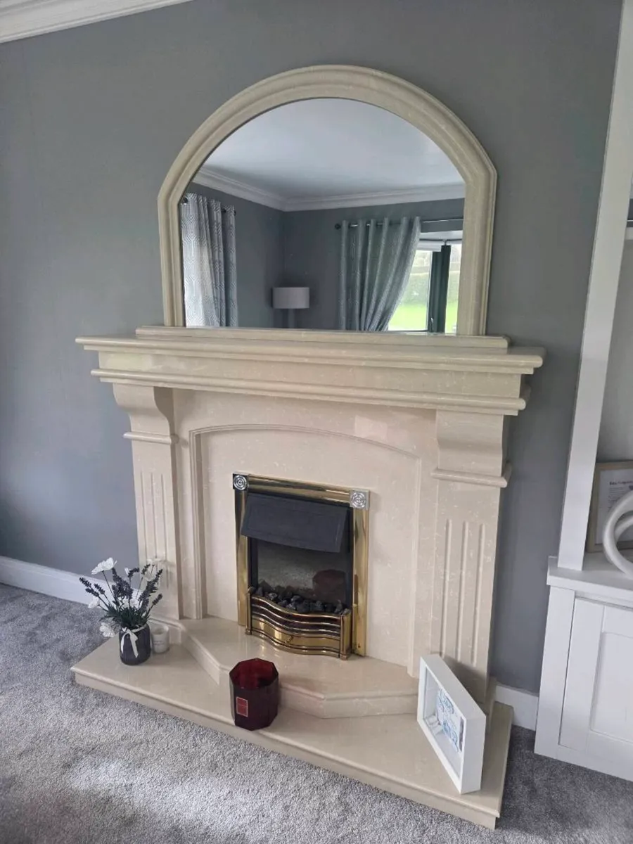 Granite fireplace - Image 1