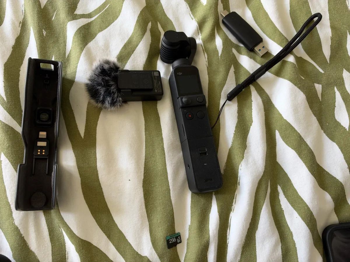 DJI Pocket 2 handheld camera creator combo - Image 1