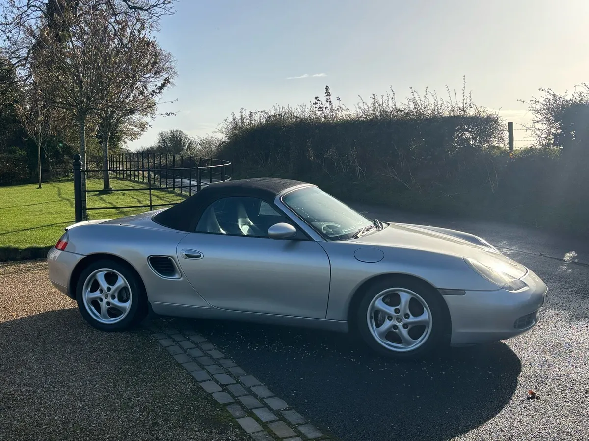 1998 Porsche Boxster 2.5 Manual - Image 4