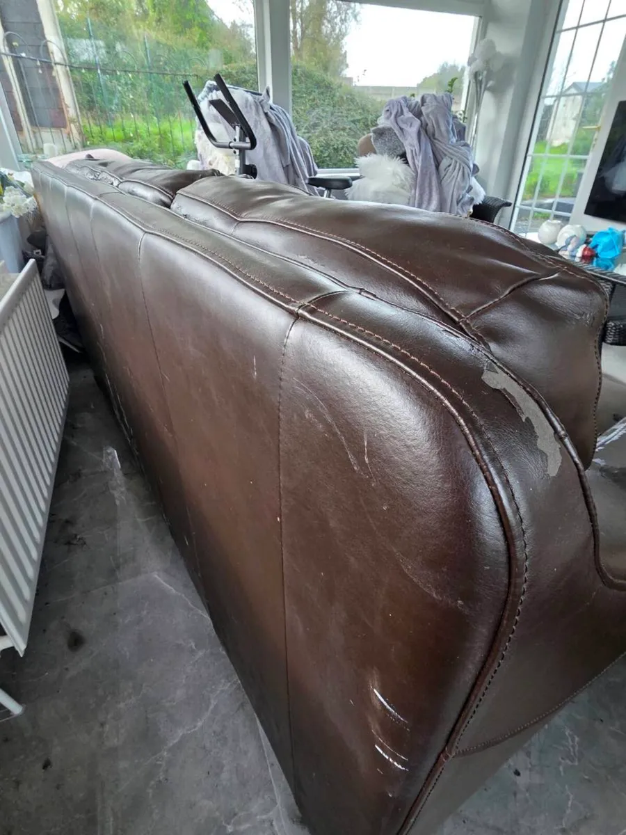 Couch - Image 1