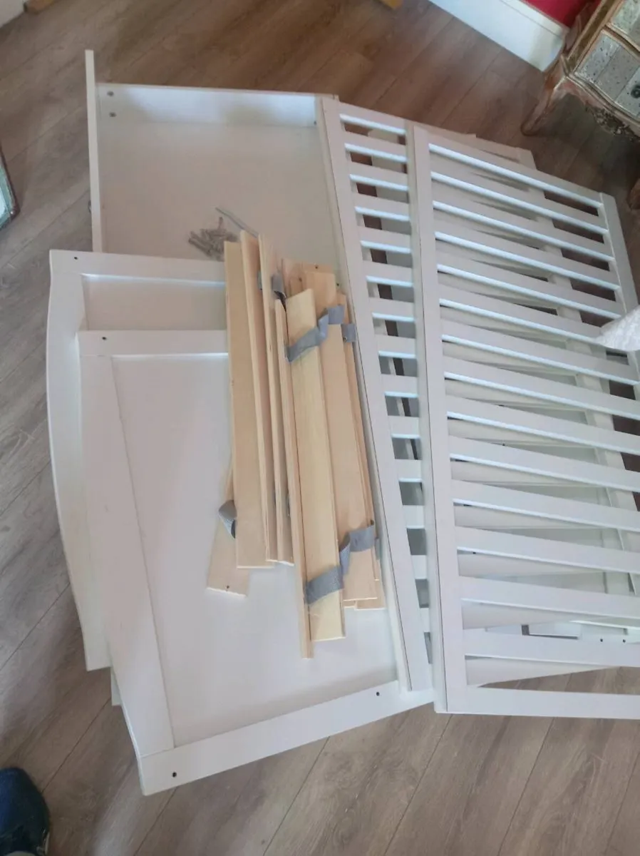 Mamia Nursery Cot Bed With Drawer - Image 1