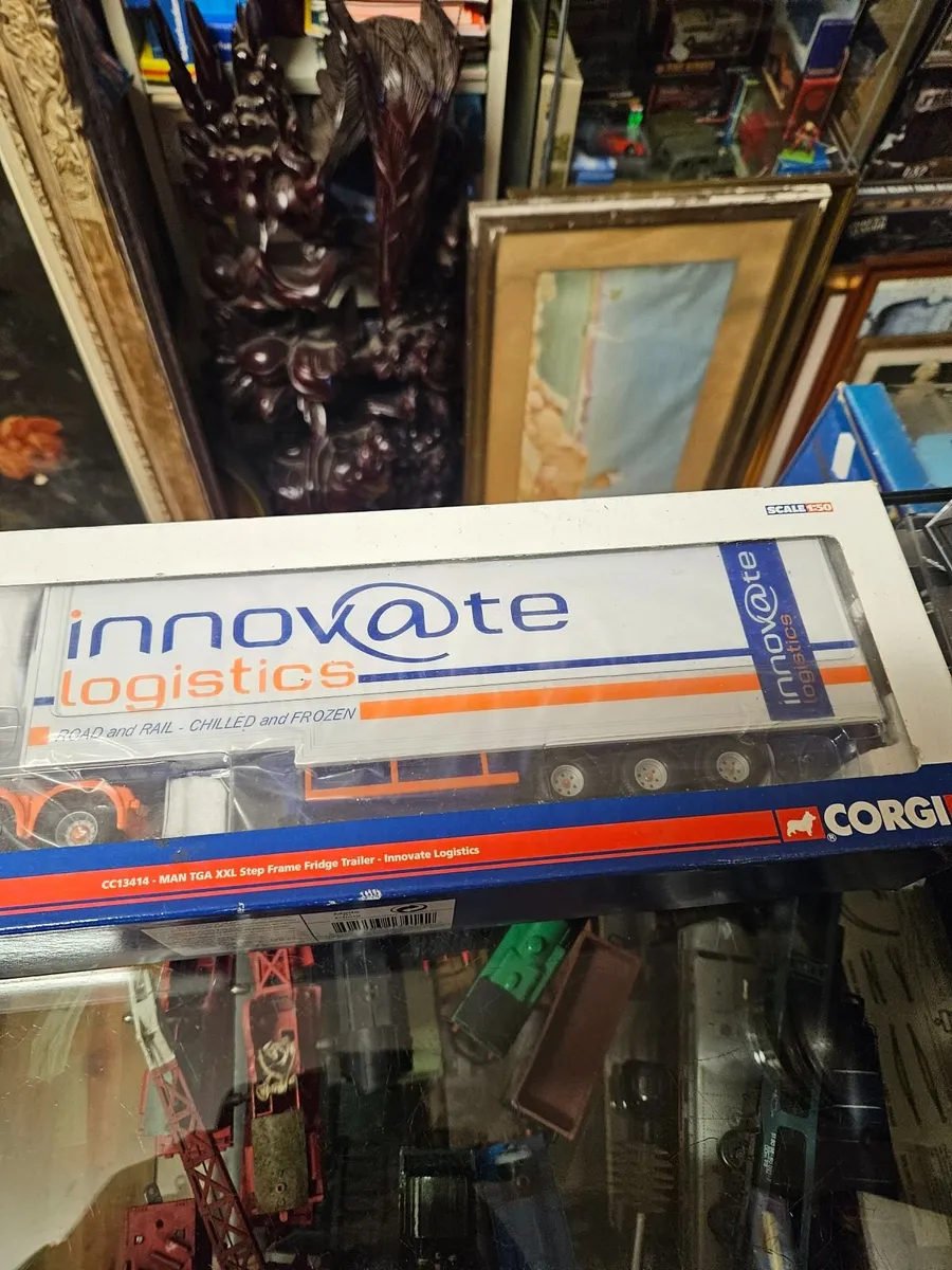 Corgi MAN Tractor Unit and Trailer 1.50 - Image 4