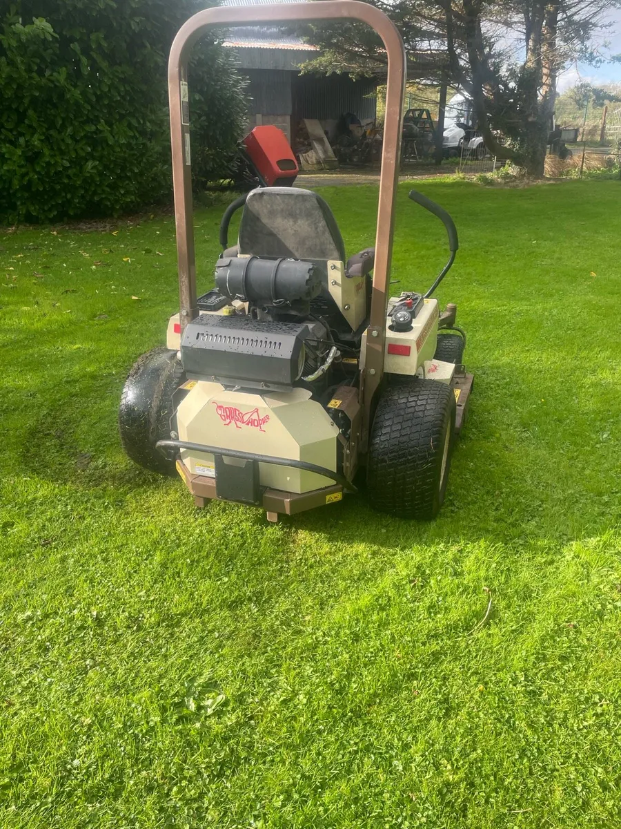 Grasshopper zero turn Mulcher - Image 3