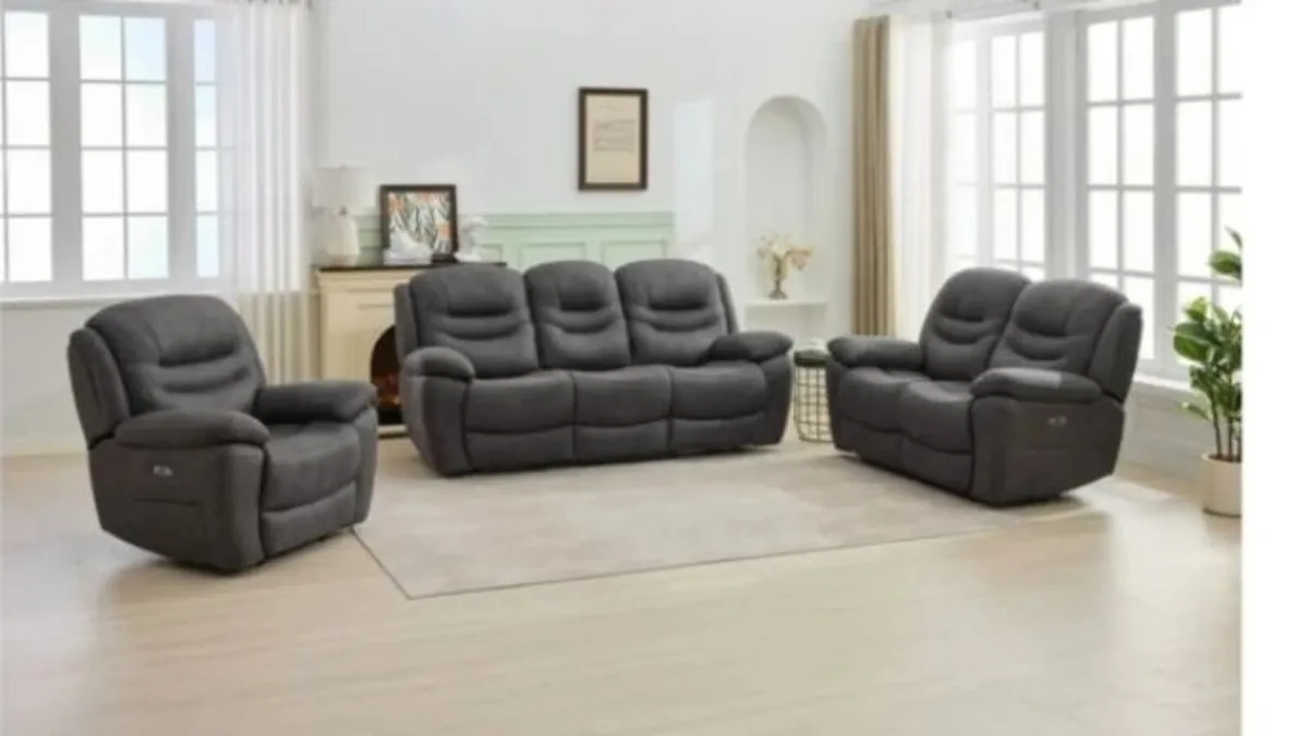 Bremen Electric Reclining 2 Seater Sofa - Image 2