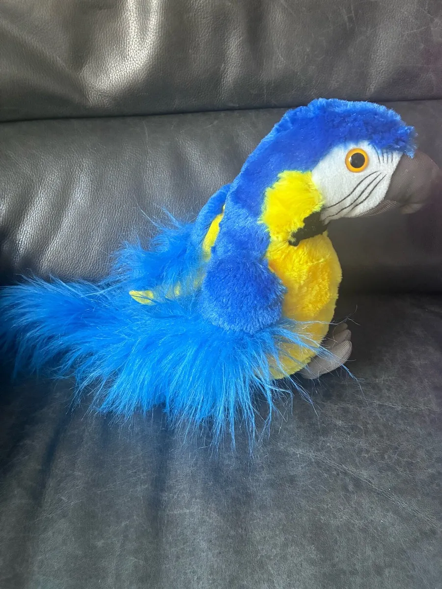 Parrot soft toy - Image 1