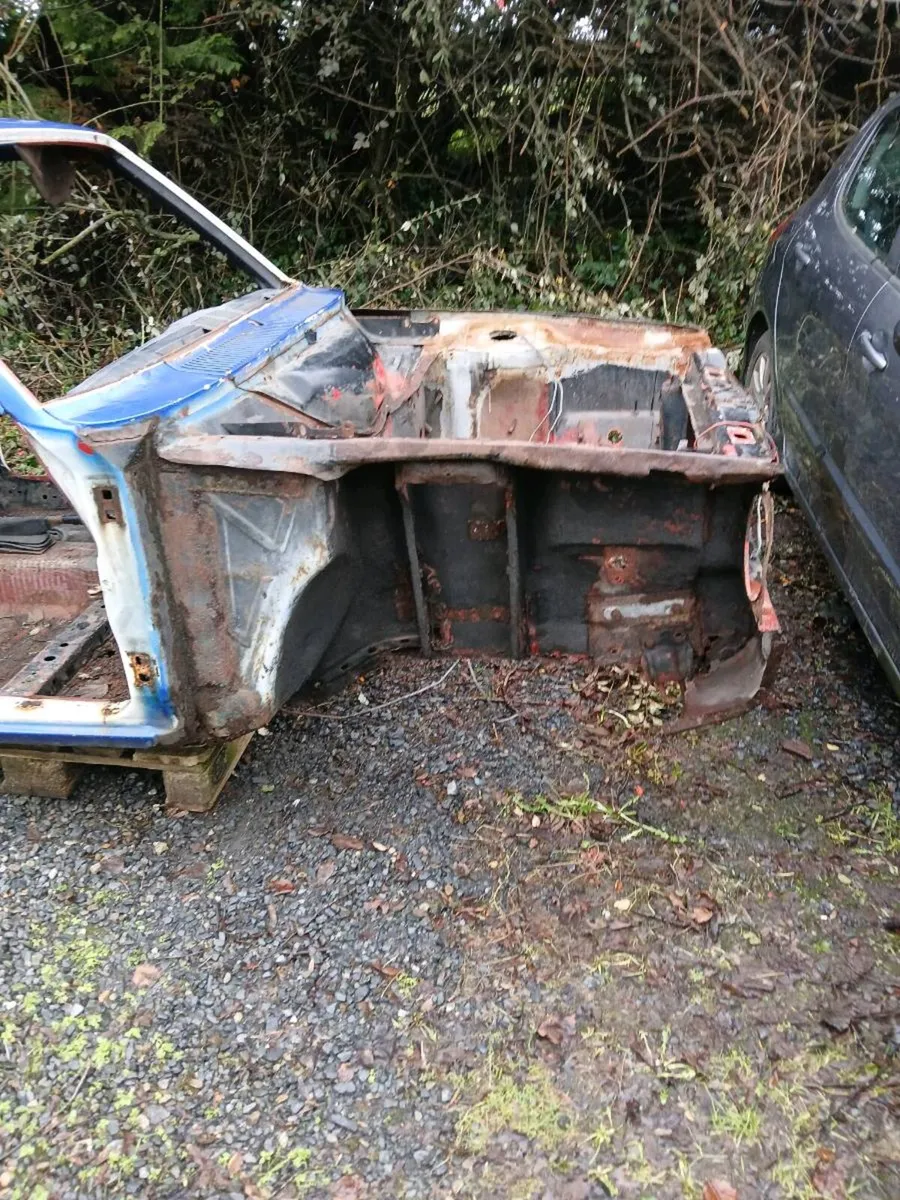Ford Escort Mark 2 RS 2000 Shell and RS Parts - Image 2