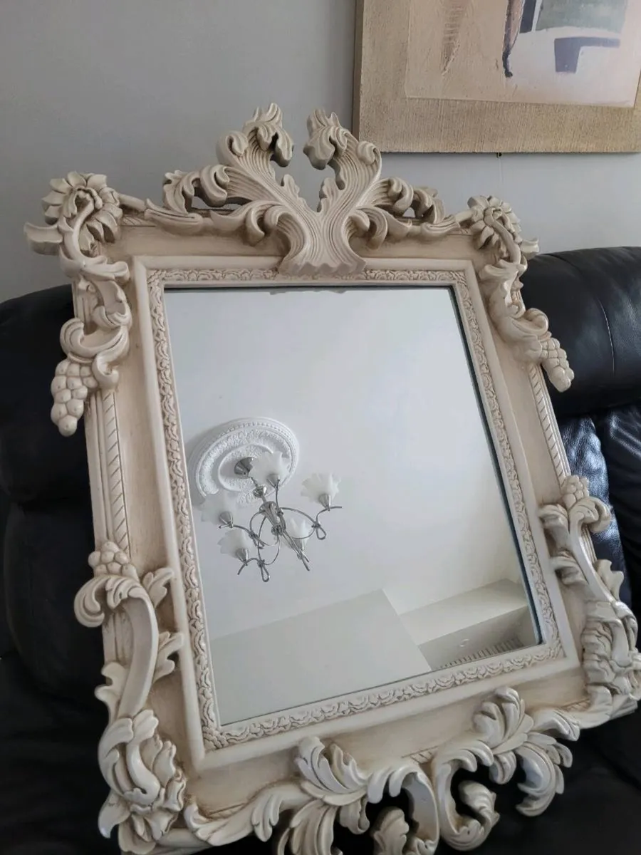 Mirror - Image 1