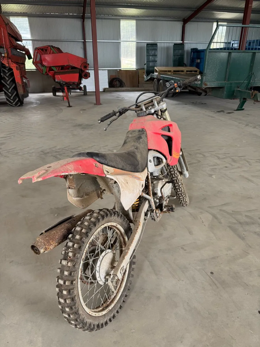 Dirt Bike - Image 3