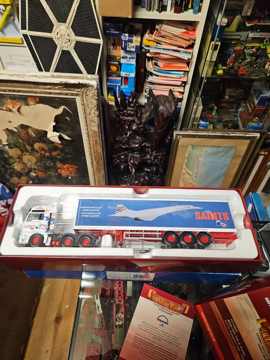 Corgi MAN Tractor Unit and Trailer 1.50 - Image 3