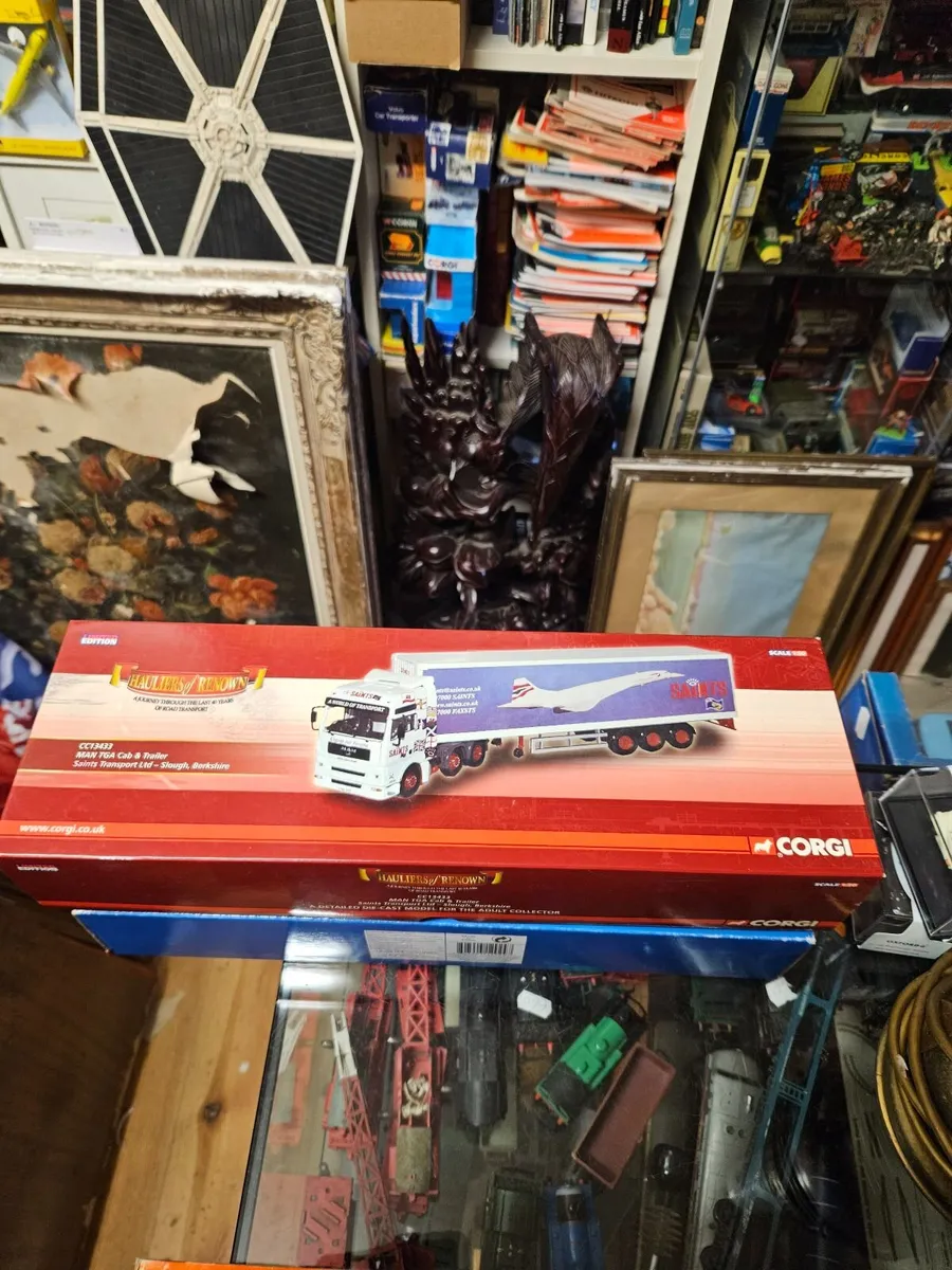 Corgi MAN Tractor Unit and Trailer 1.50 - Image 1
