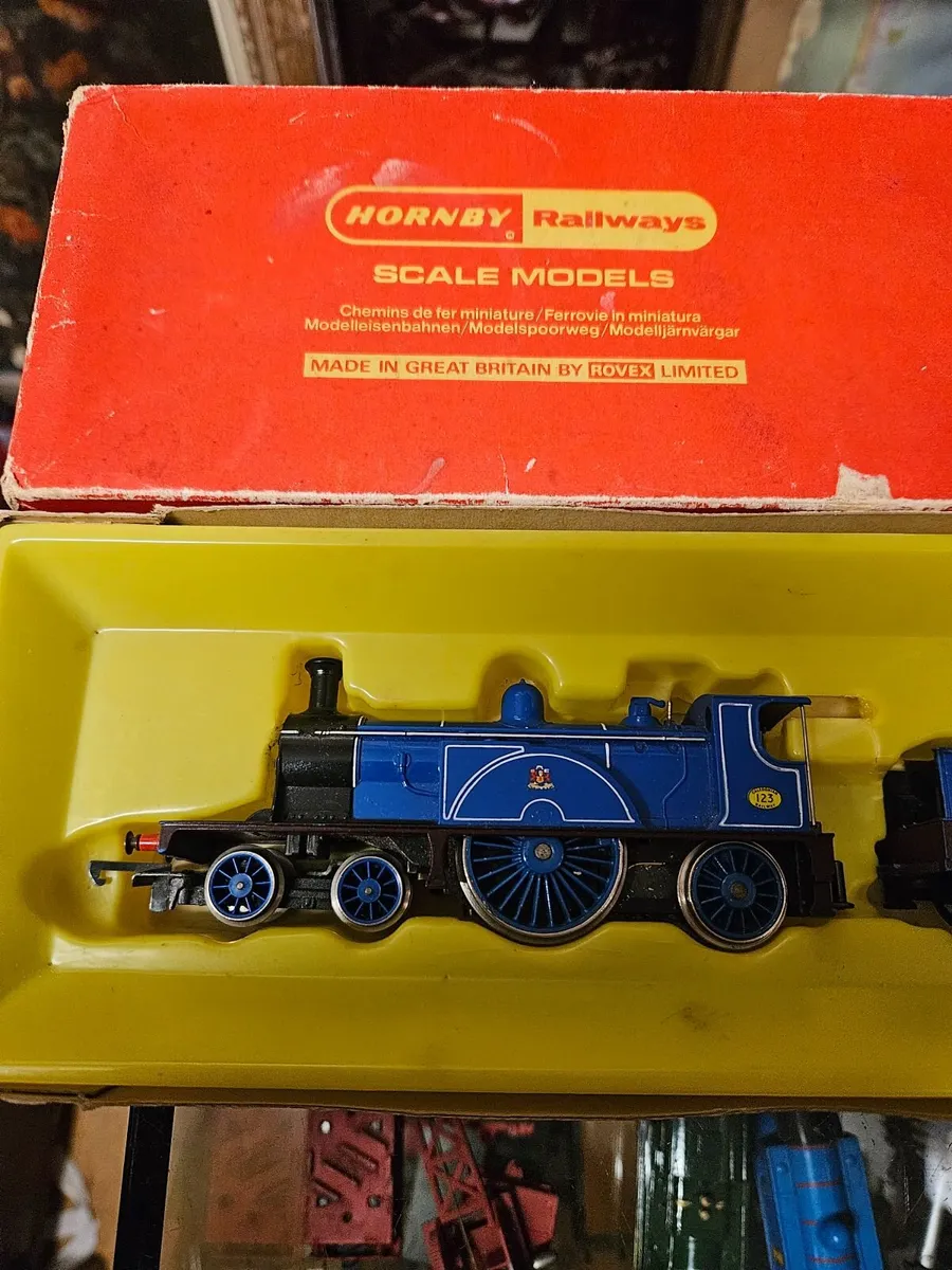 Hornby Triang OO Gauge Caledonian Steam Engine - Image 3