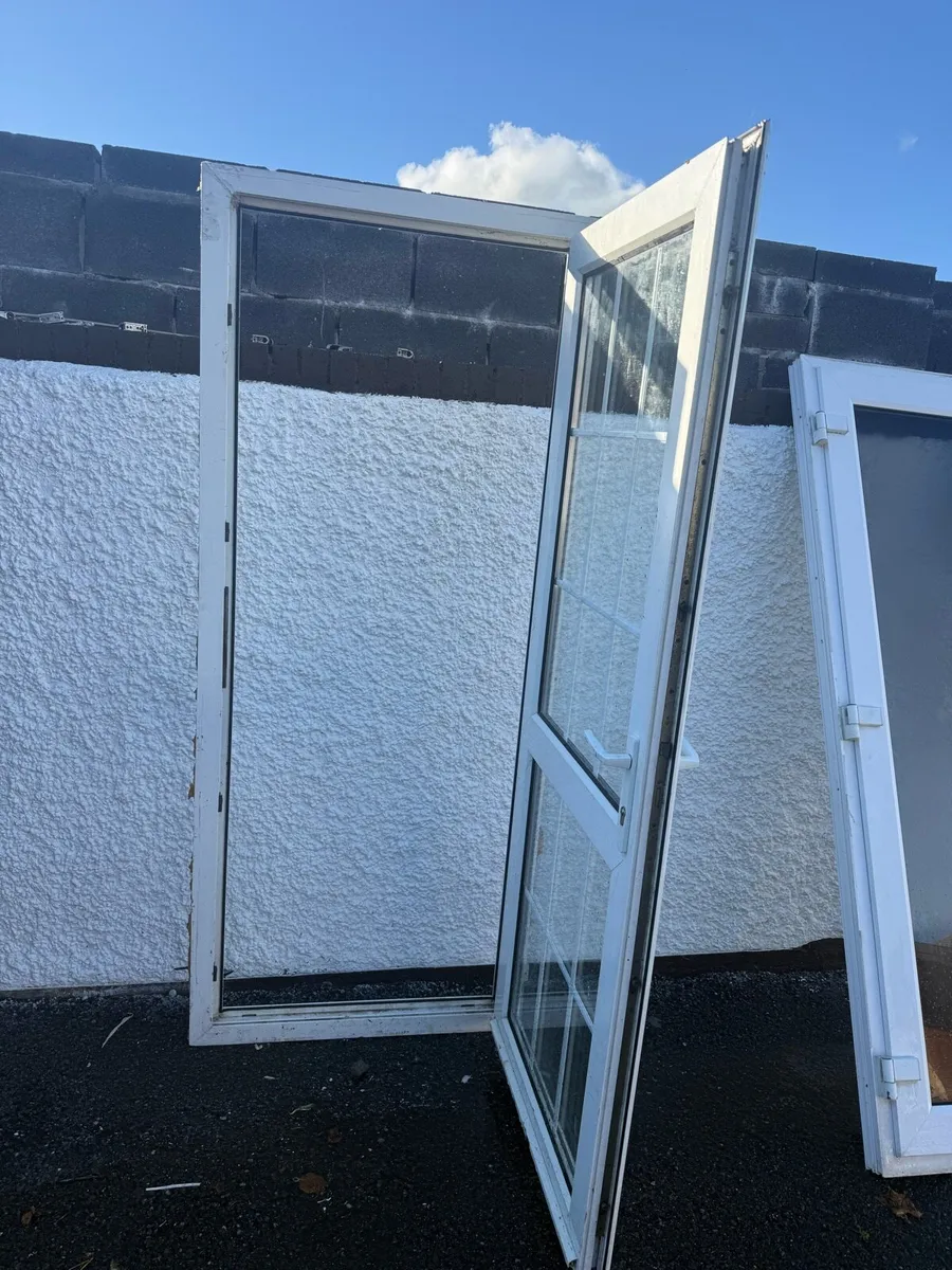 Pvc, Back door - Image 3