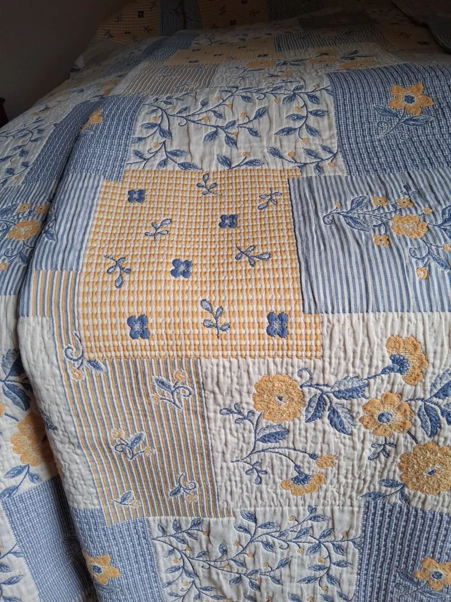 Kingsize Quilt - Image 1