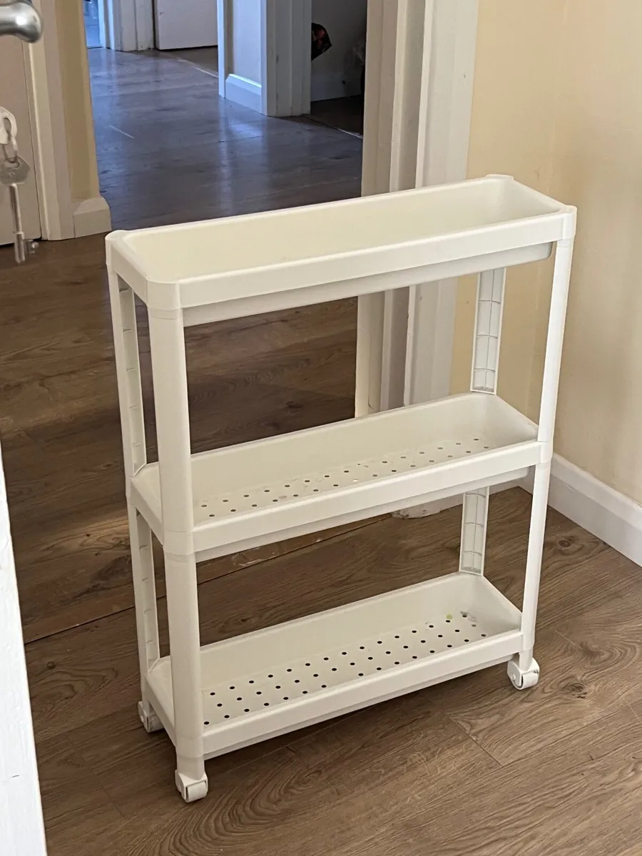 Single bed  and frame - Image 1