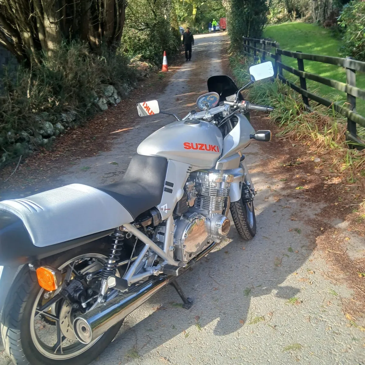 Suzuki Katana 750 - Image 2
