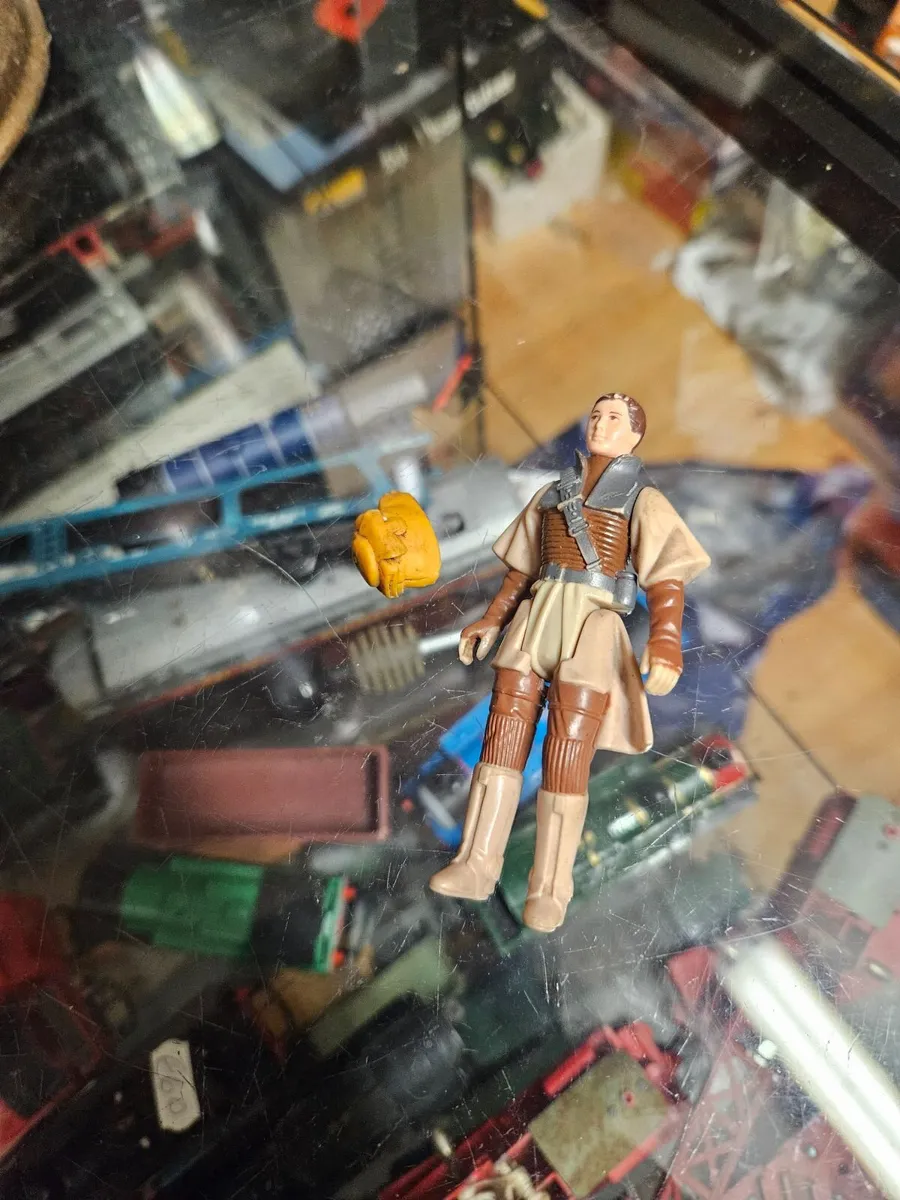 Star Wars Figure