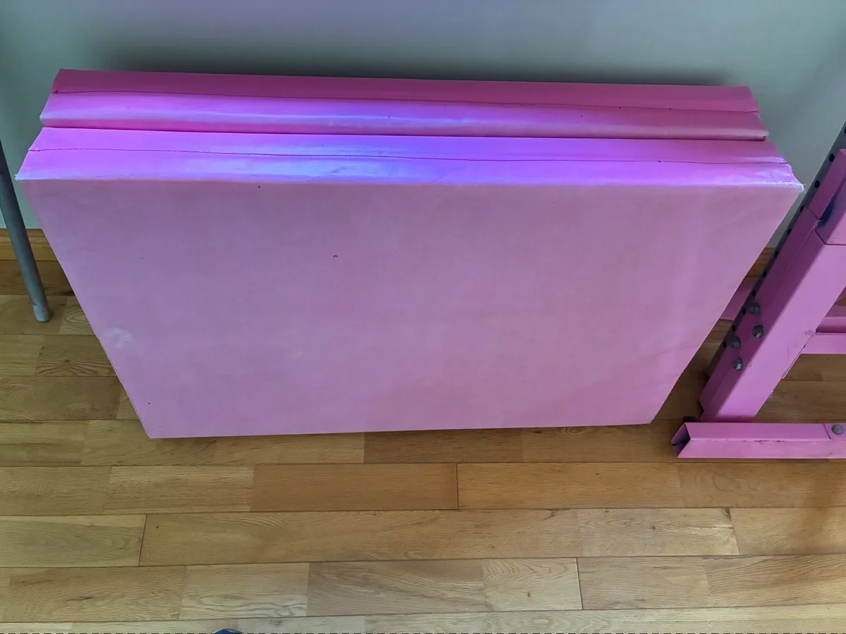 Gymnastics Bar and Mat - Image 3