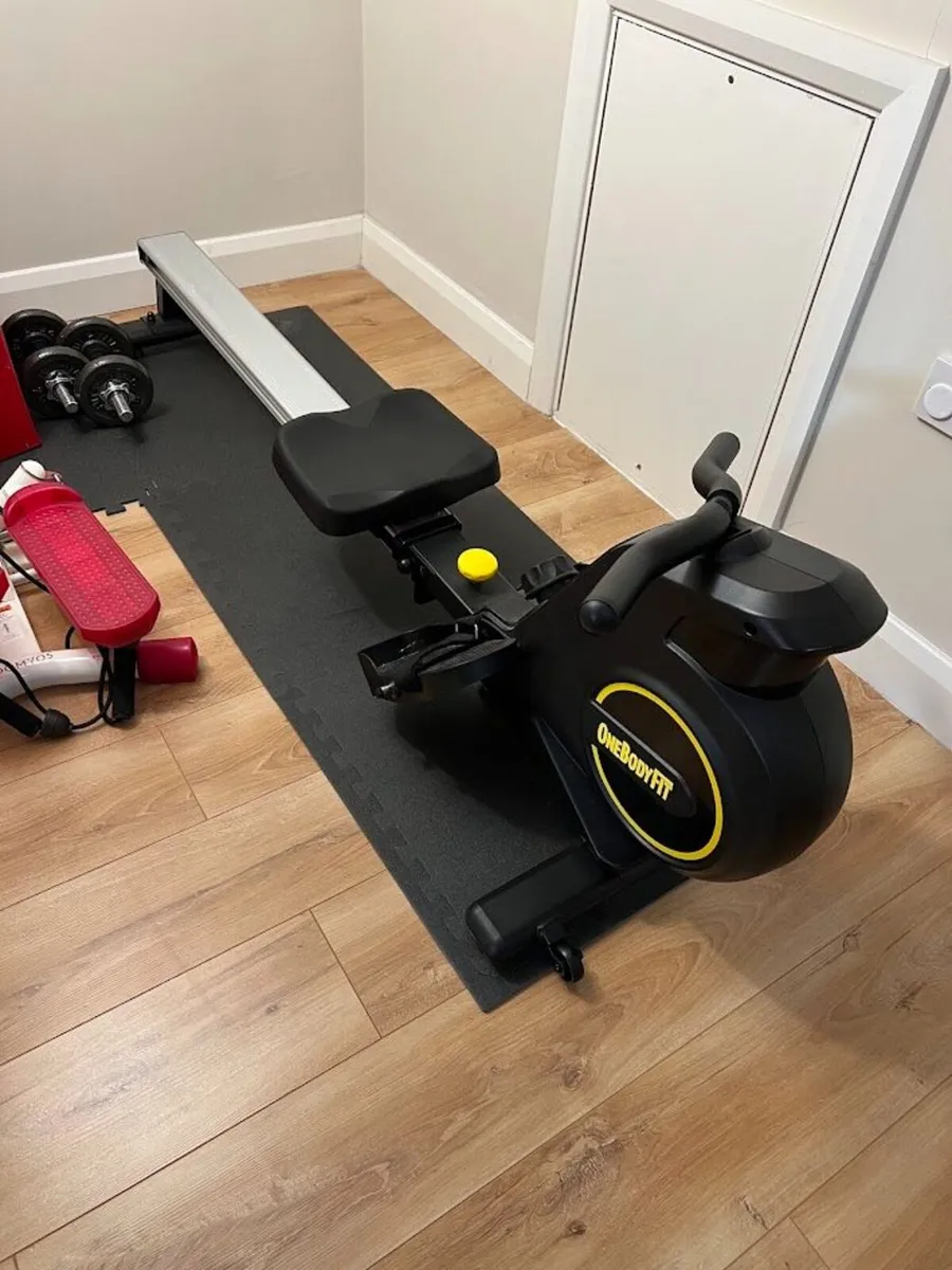 OneBodyFit - Rowing Machine (gift included) - Image 1