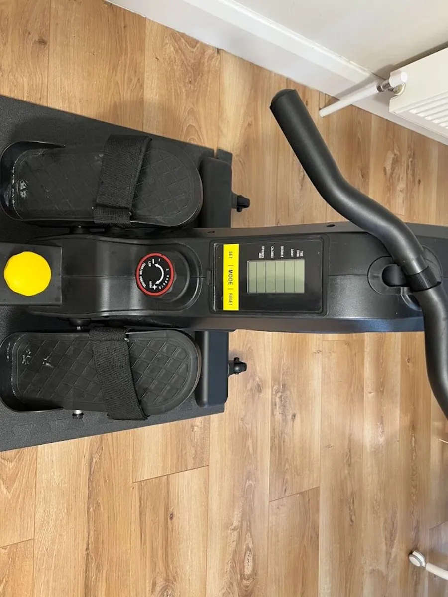 OneBodyFit - Rowing Machine (gift included) - Image 2