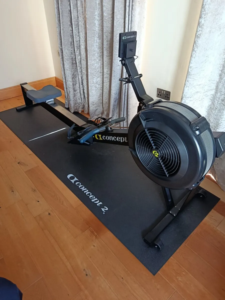 Rowing machine concept 2 model d with pm5 monitor - Image 1