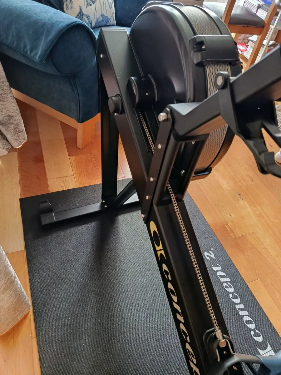 Rowing machine concept 2 model d with pm5 monitor - Image 3