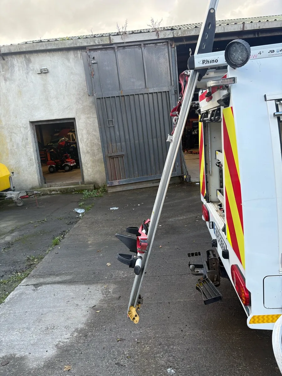 Rhino Roof ladder carrier - Image 2