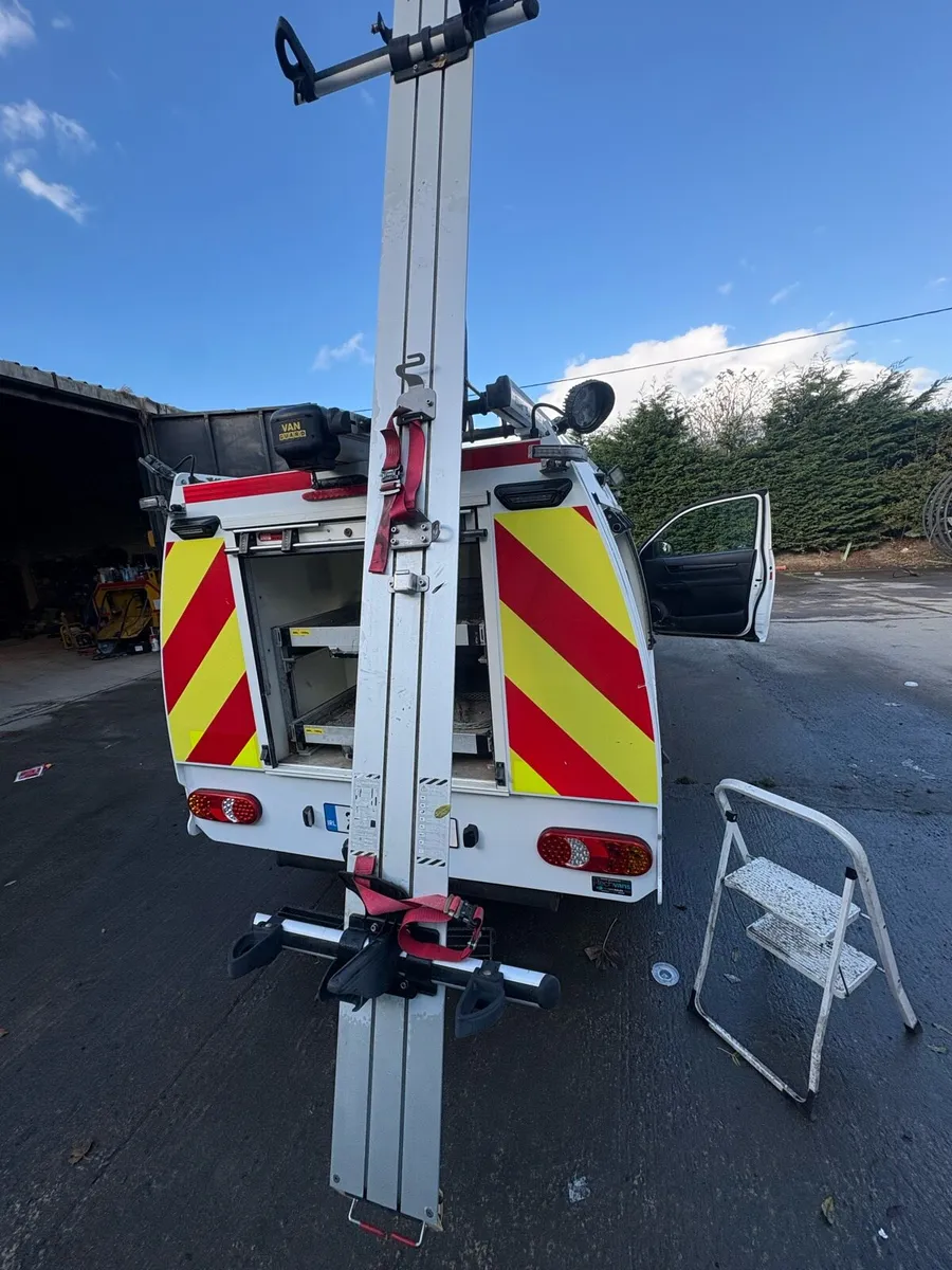 Rhino Roof ladder carrier - Image 3
