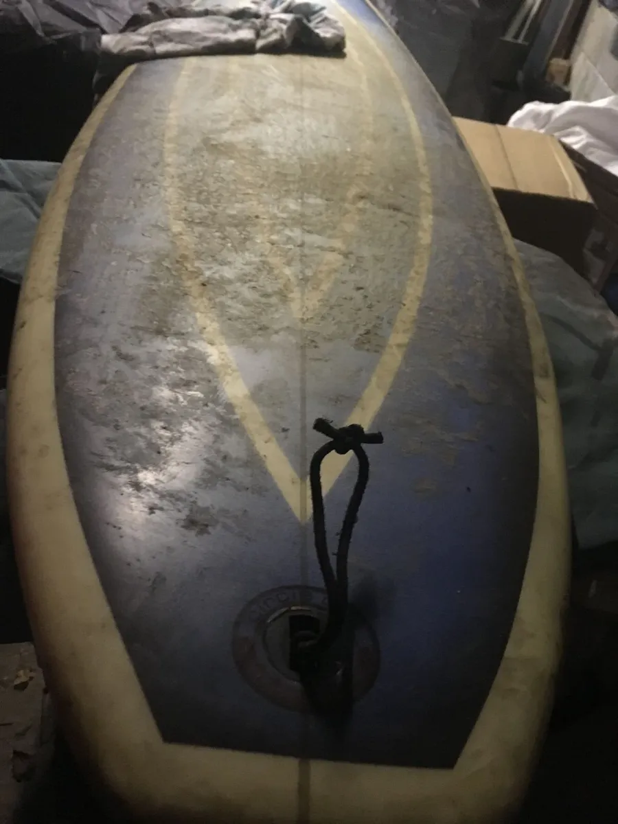 Surfboard 7'3 - Image 2