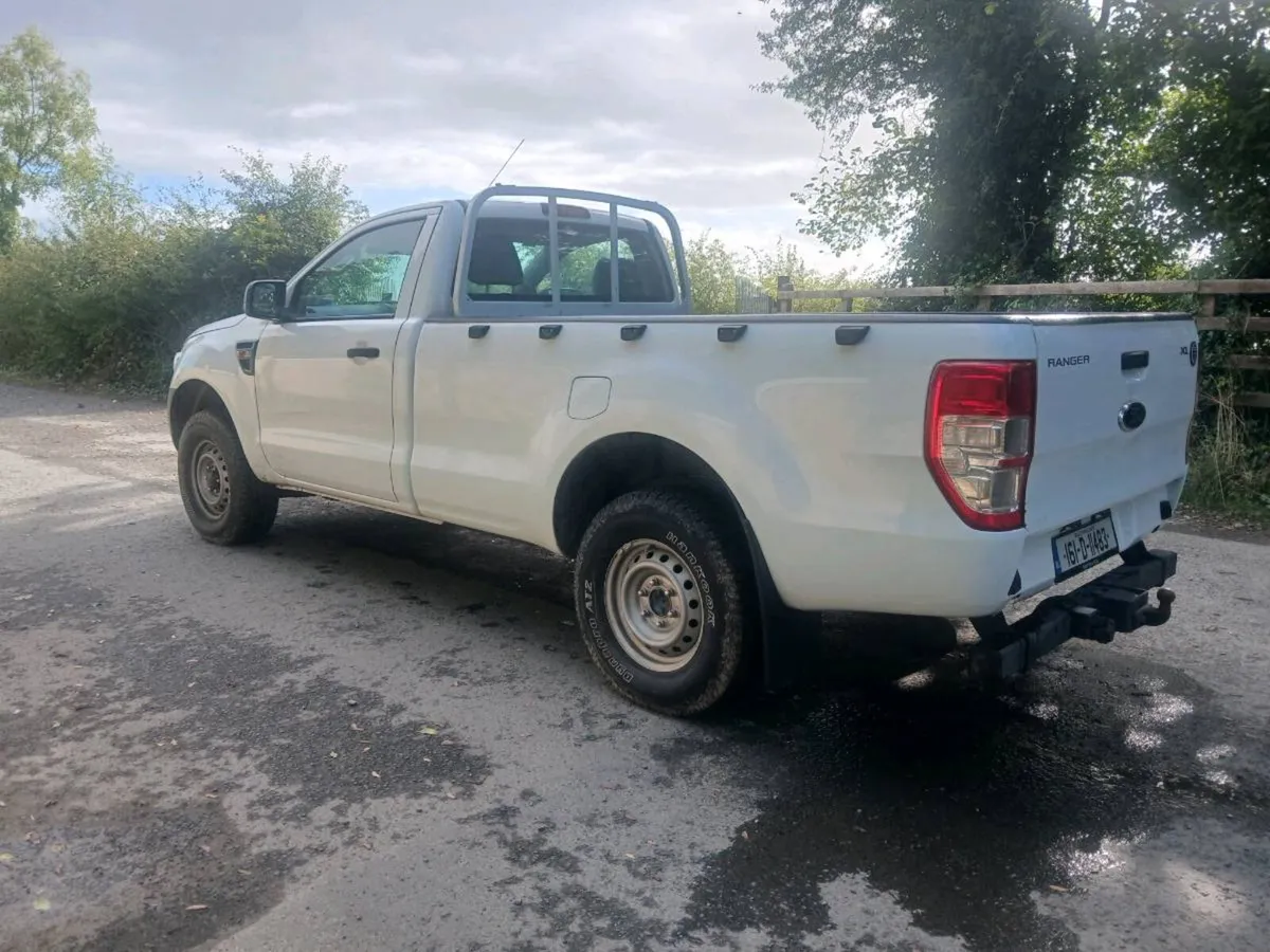 Ford ranger - Image 4