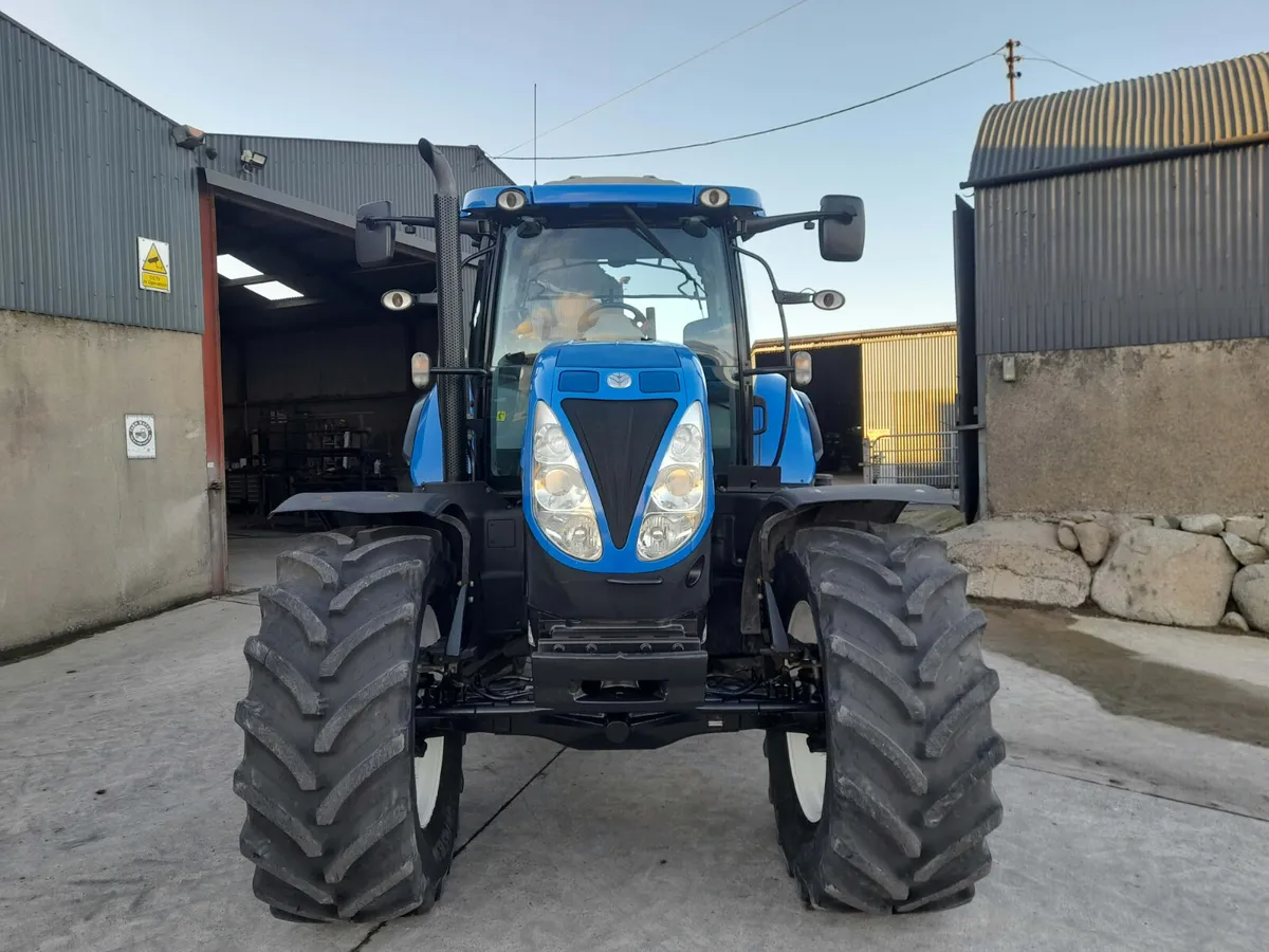 2013 New Holland T7.210 - Image 2