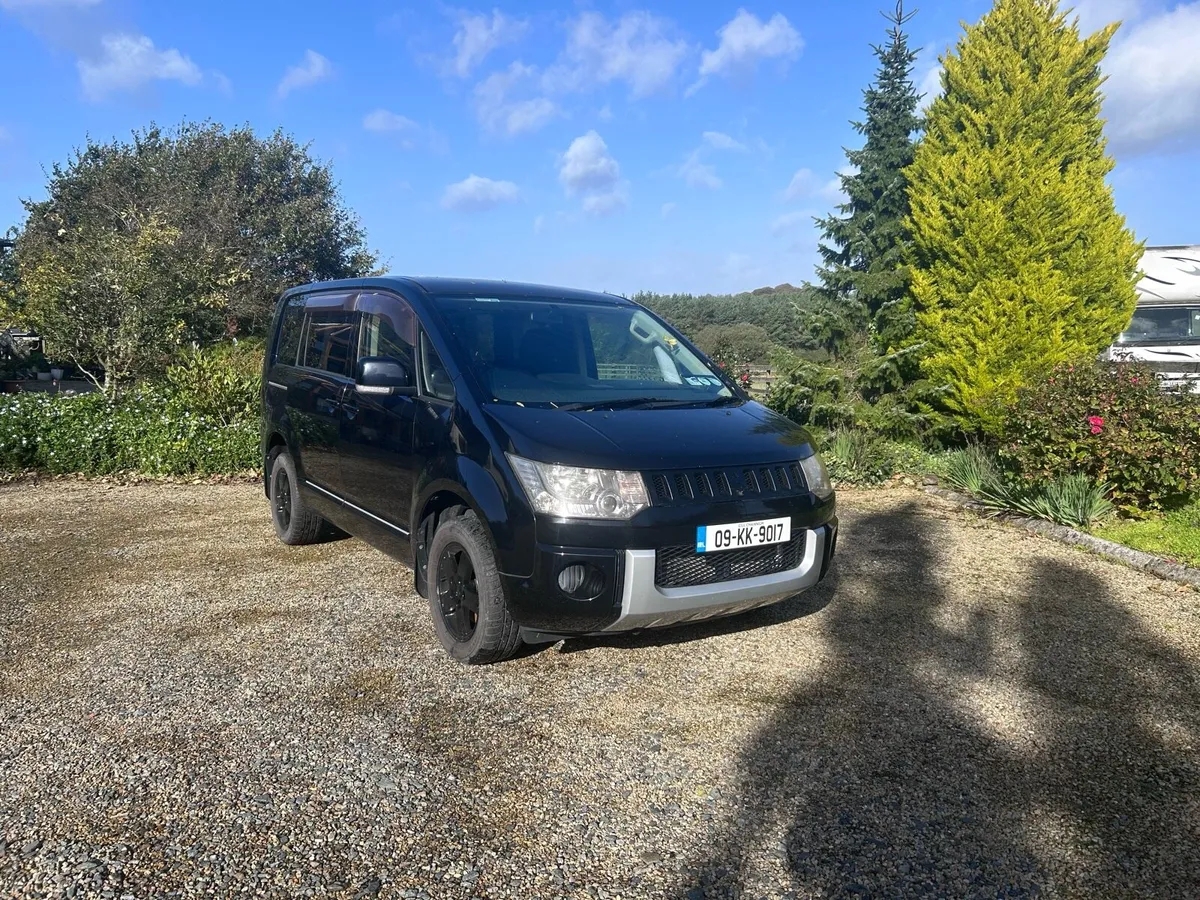 Mitsubishi Delica Automatic Camper - Image 2
