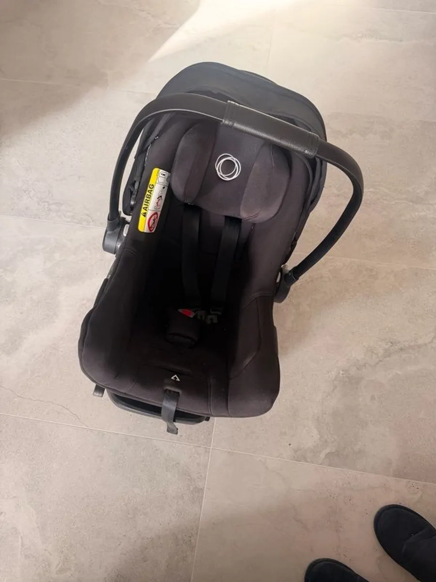 bugaboo buggy, carseat and 2 isofix for cars. - Image 4