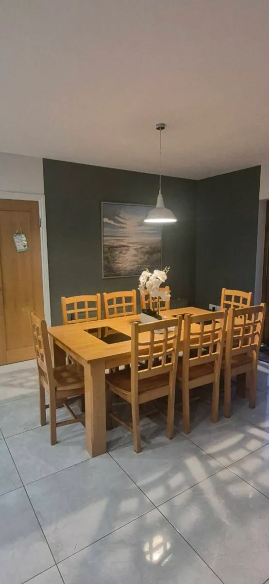 Kitchen Table and chairs - Image 1