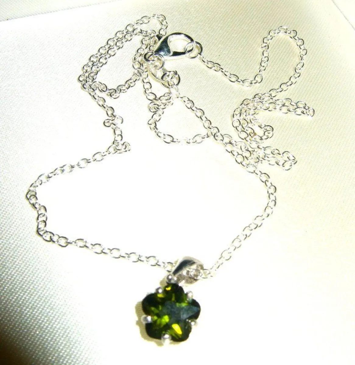 Vintage Hallmarked Silver Peridot Pendant-Pristine - Image 2