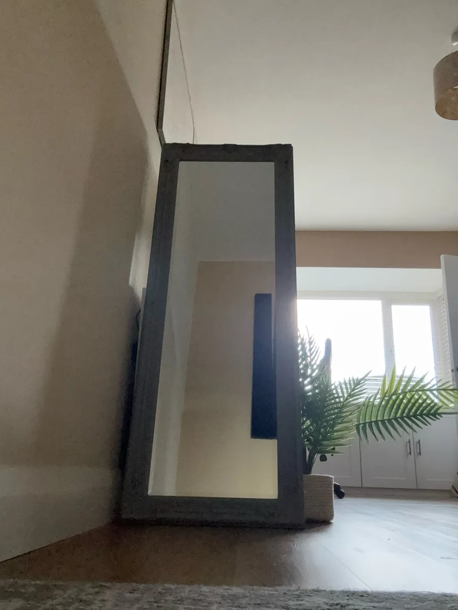 Grey standing mirror - Image 1