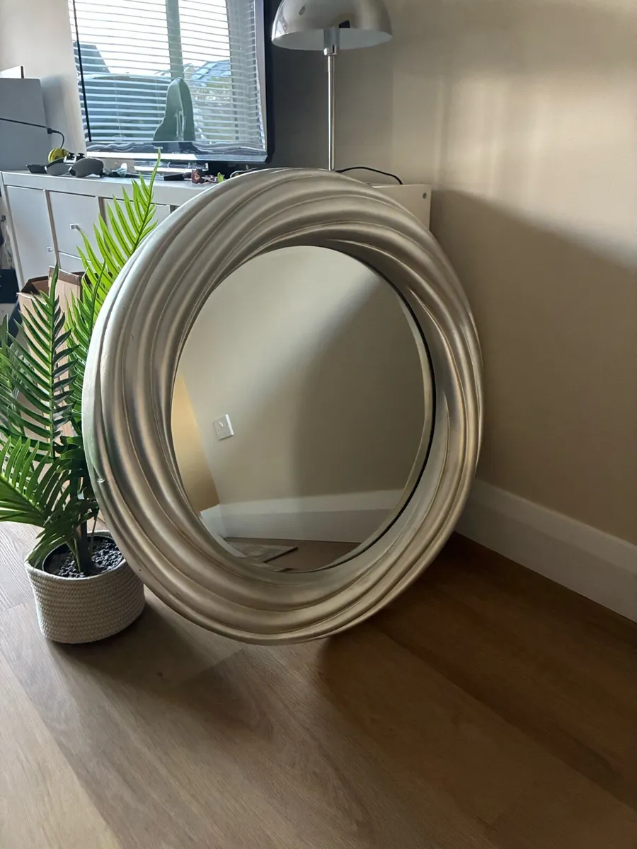 Chrome plated mirror - Image 2